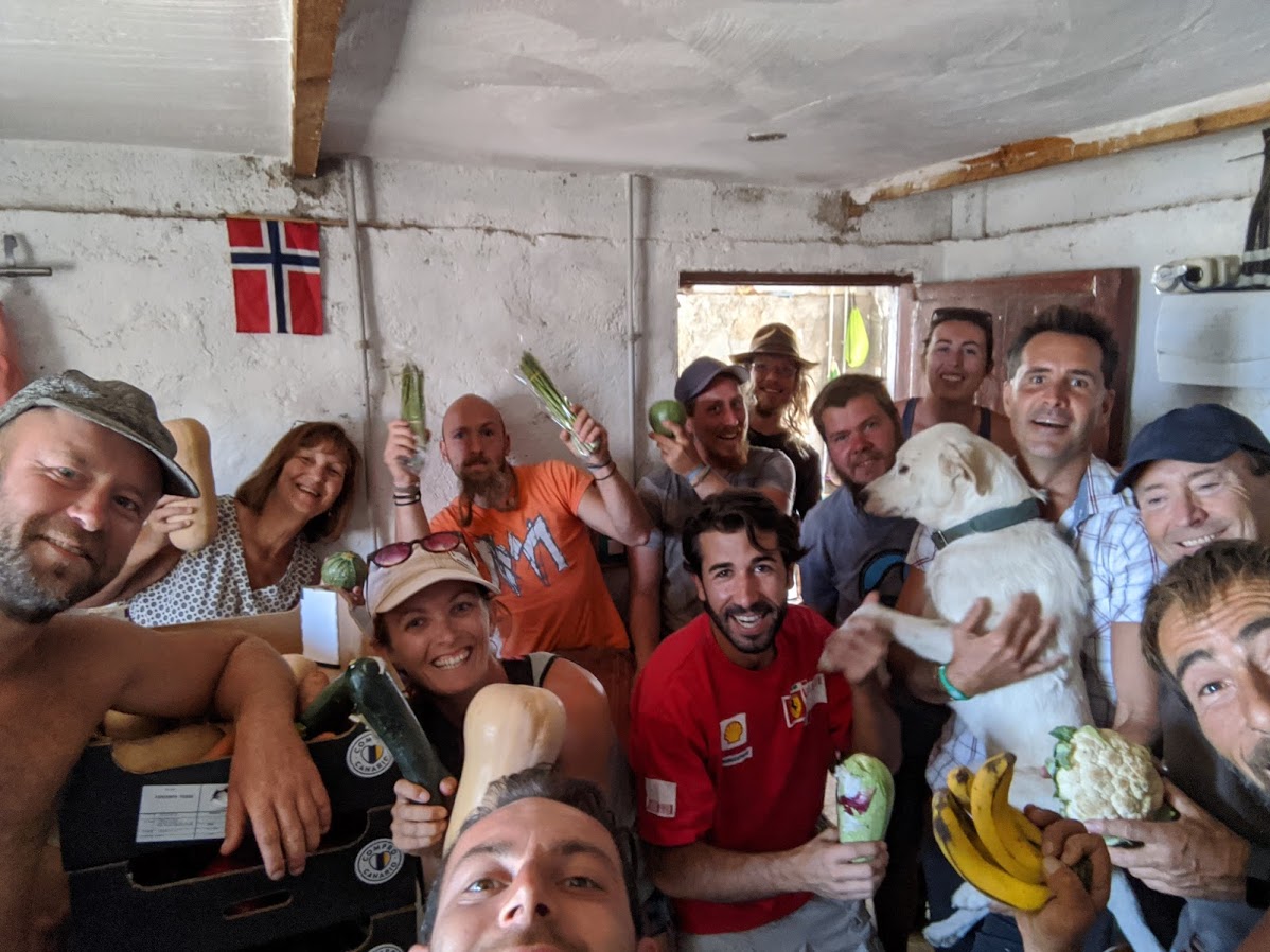 team of live-in volunteers animal shelter