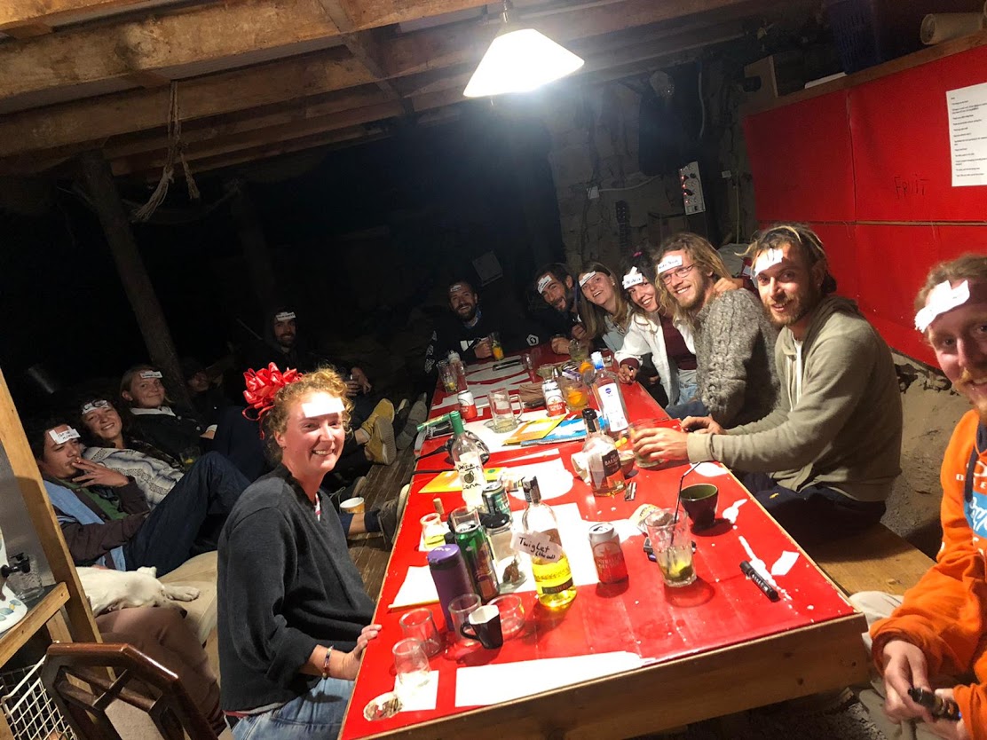 volunteering abroad dinner